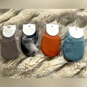 NEW Lou Lou & Company No Scratch Mittens Set of 4